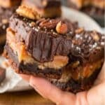 Millionaire Brownies – Gooey Caramel & Fudgy Chocolate Perfection 8 Millionaire Brownies with caramel layer and chocolate ganache topping