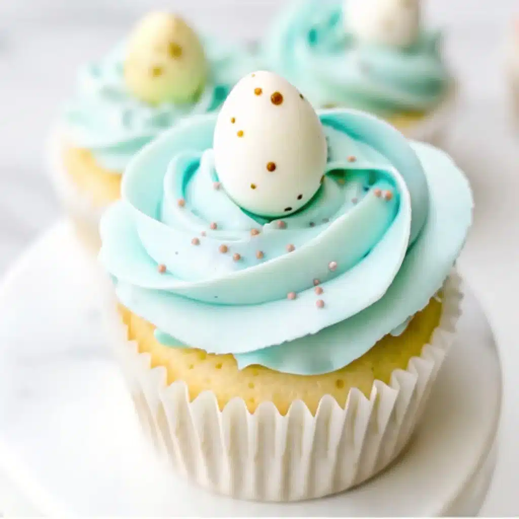 Easy Robin's Egg Easter Cupcakes